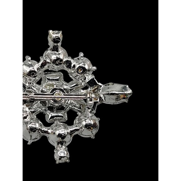 Vintage Snowflake Rhinestone Brooch Silver Tone Setting Clear Glass - Picture 4 of 12